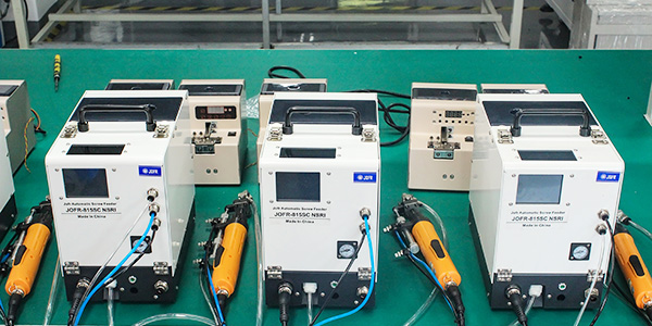 使用自動鎖螺絲機要注意哪些方面？堅豐電子告知您